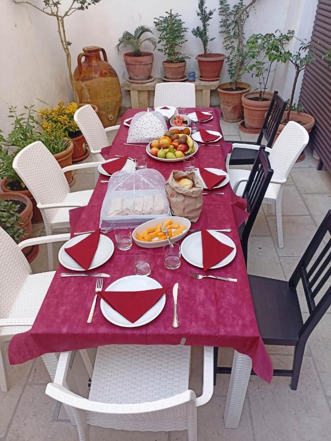 B&B Residenza Pizziniaco เลชเช ภายนอก รูปภาพ