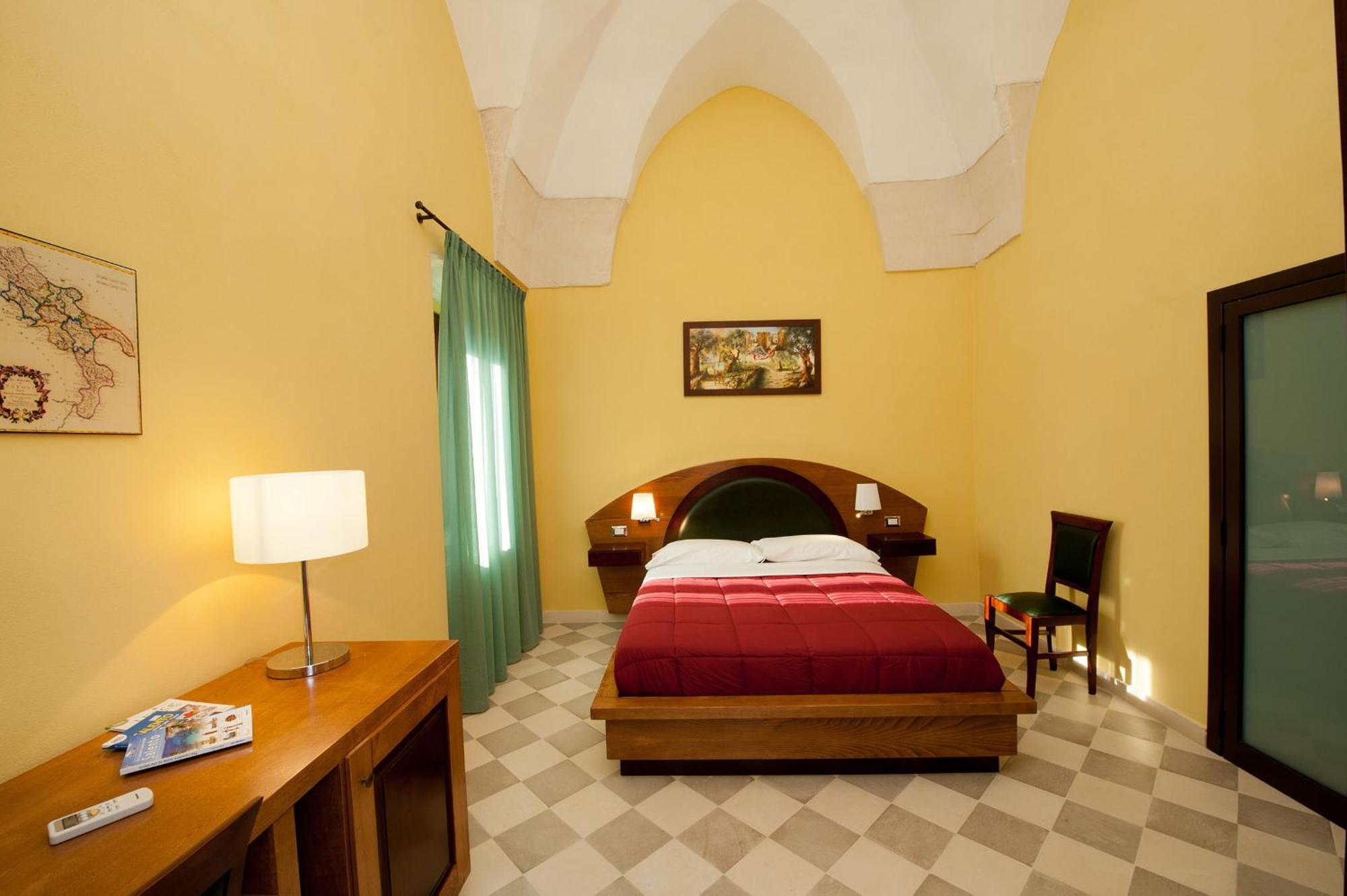 B&B Residenza Pizziniaco เลชเช ห้อง รูปภาพ
