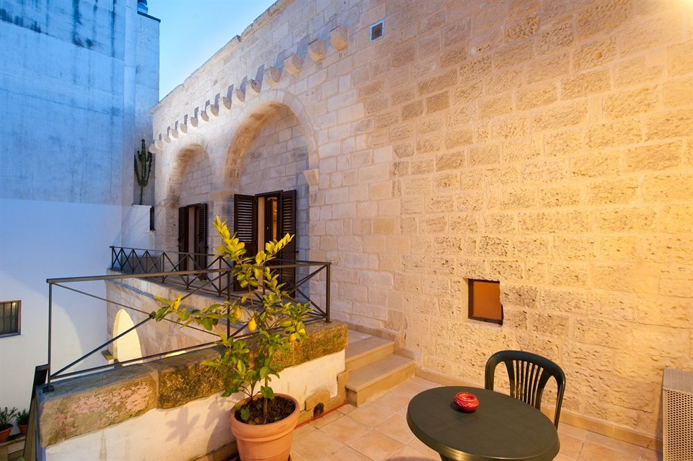 B&B Residenza Pizziniaco เลชเช ภายนอก รูปภาพ