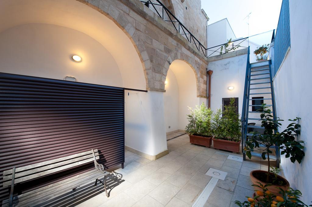 B&B Residenza Pizziniaco เลชเช ภายนอก รูปภาพ